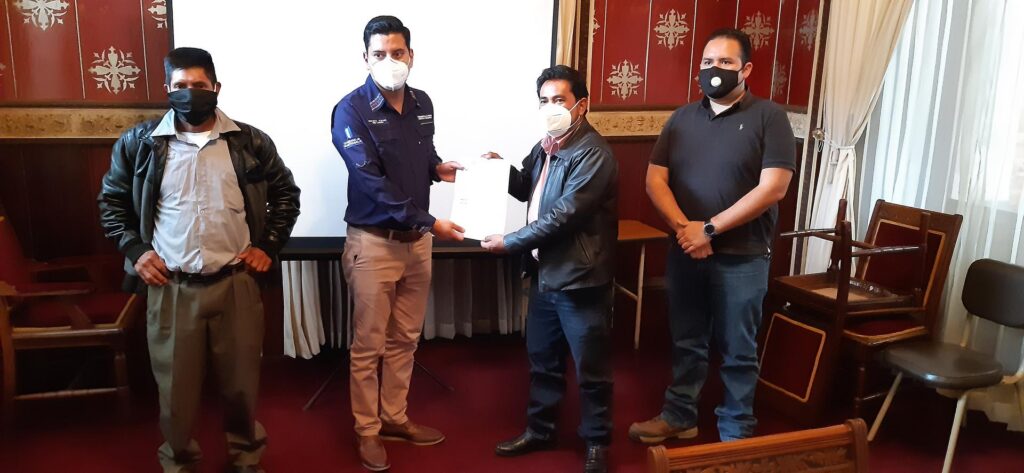 FIRMA DE CONVENIOS DE PROYECTOS CON LA MUNICIPALIDAD DE PALESTINA DE LOS ALTOS